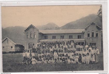 Philippines. Ecole St. Vincent à Bontoc (Province des montagnes). *