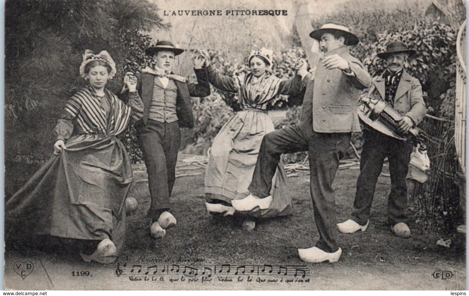 FOLKLORE  -- AUVERGNE - Types d'Auvergne - Auvergne Pittoresque - N° 1199