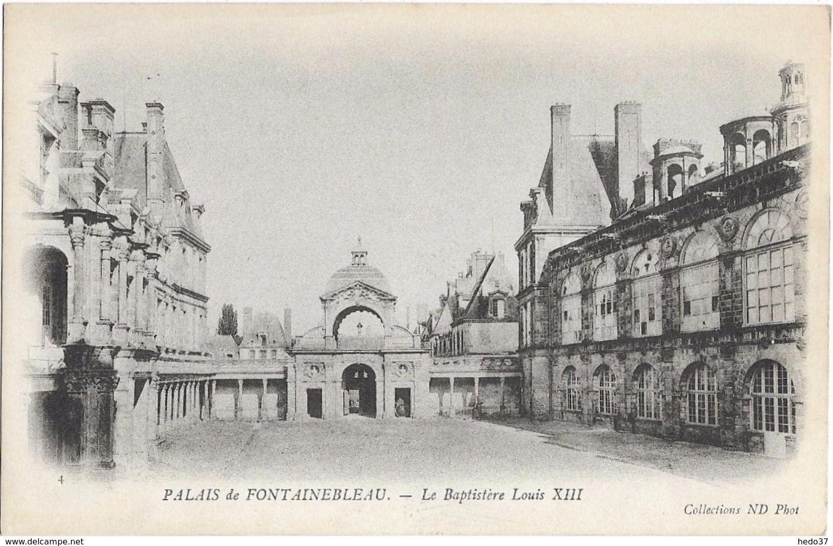 Fontainebleau - Le Baptistère Louis XIII