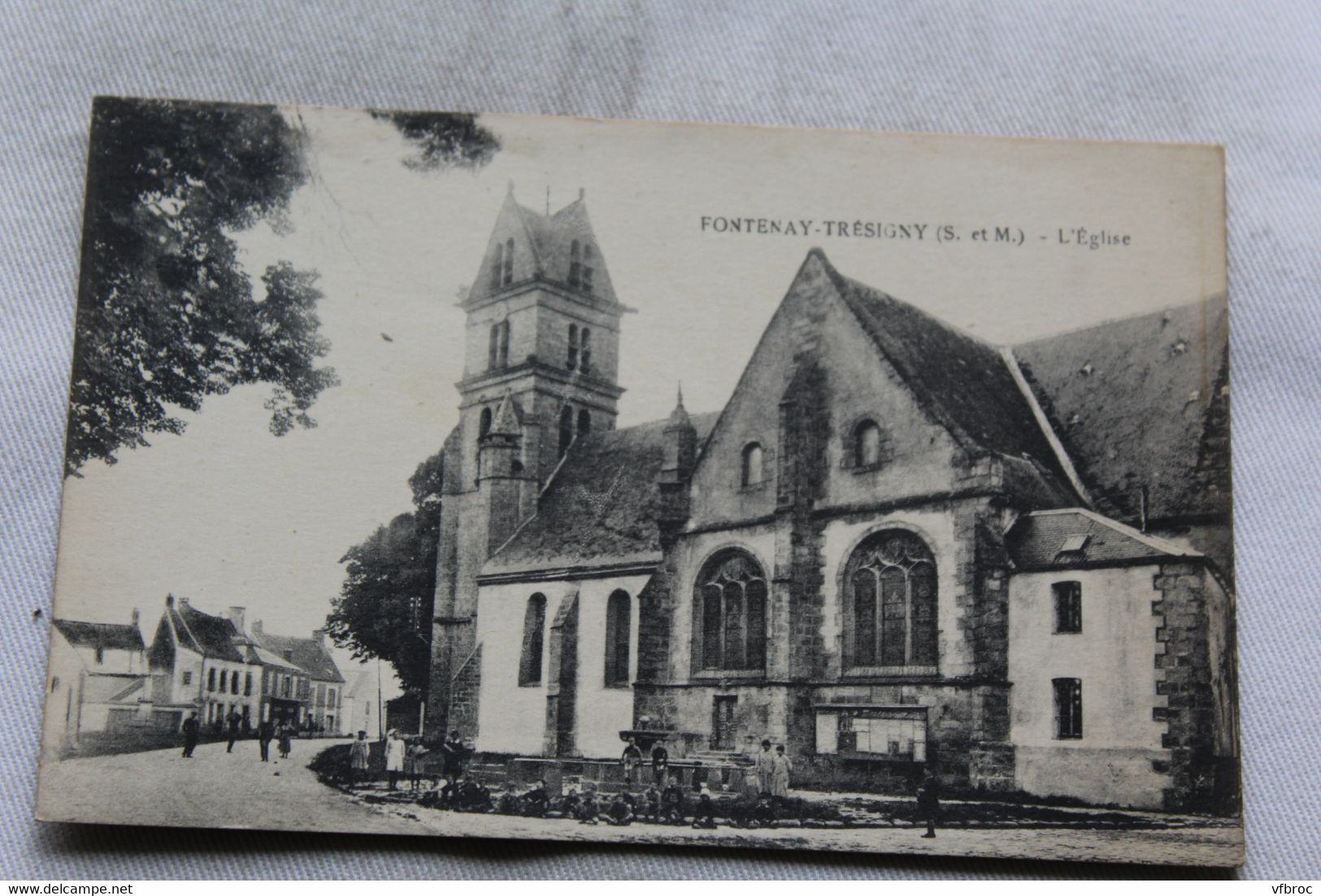 Fontenay Trésigny, l'église, Seine et Marne 77