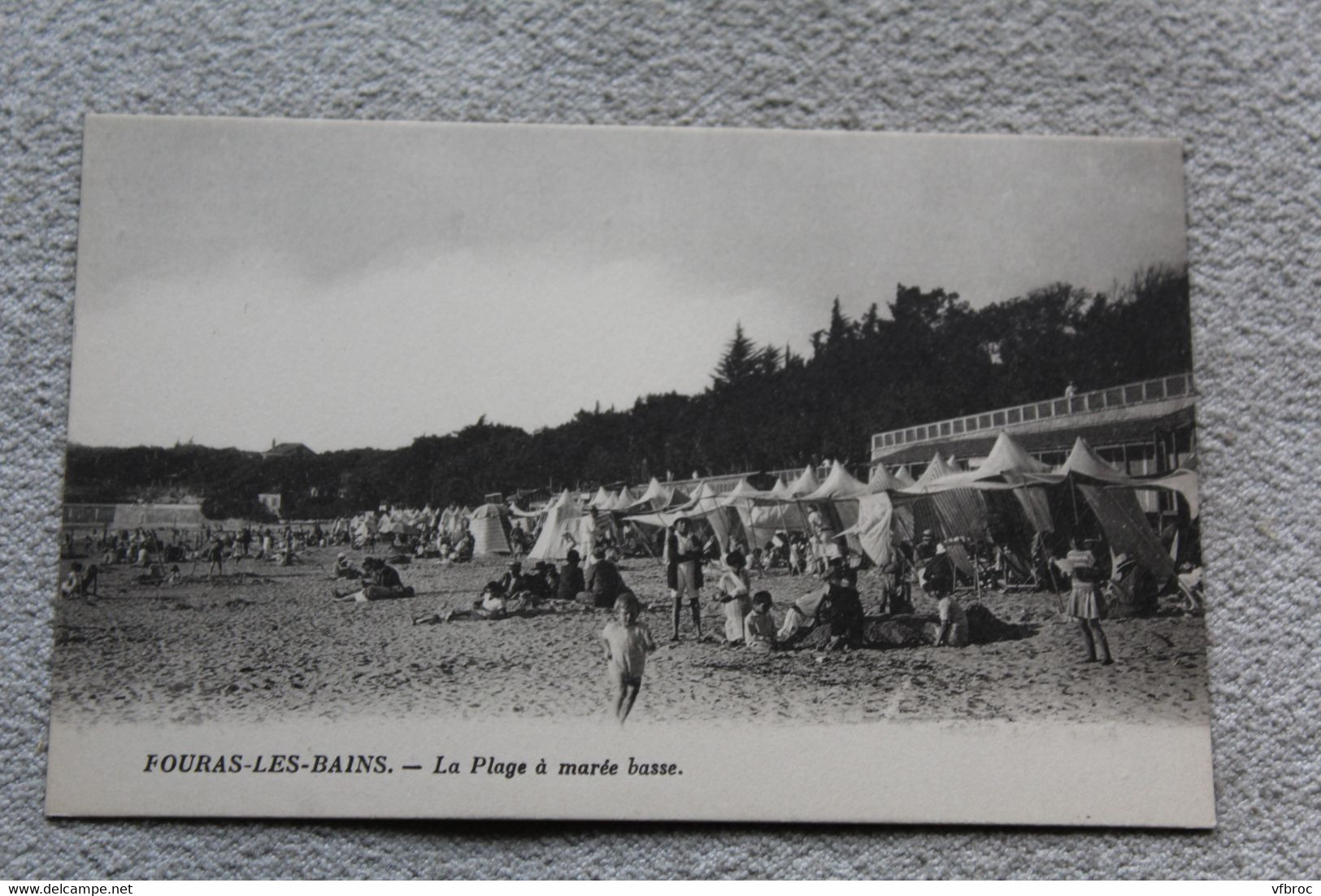 Fouras les bains, la plage à marée basse, Charente maritime 17