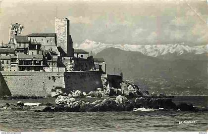 06 - Antibes - Les Remparts - Les Remparts et la Chaine des Alpes - CPM - Voir Scans Recto-Verso