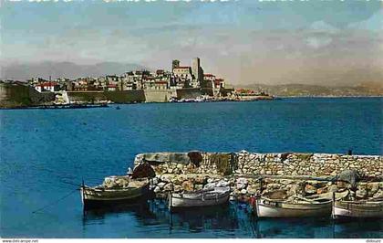 06 - Antibes - Vieille Ville - La vieille Ville vue du Cap d'Antibes - CPM - Voir Scans Recto-Verso