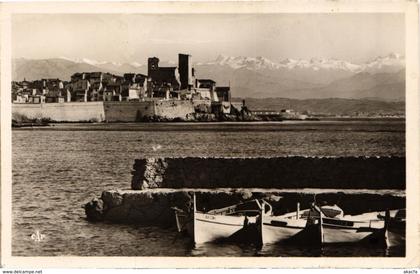 CPA Antibes Panorama Alpes (992505)