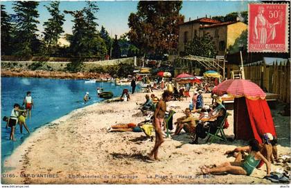 CPA Cap-d'Antibes Etabl. de la Garoupe Plage a heure du bain (1277502)