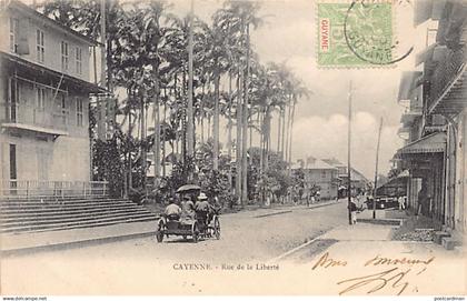 Guyane - CAYENNE - Automobile - Rue de la Liberté