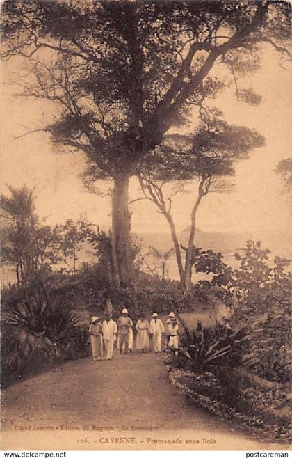 Guyane - CAYENNE - Promenade sous bois - Ed. Magasin La Conscience 106.