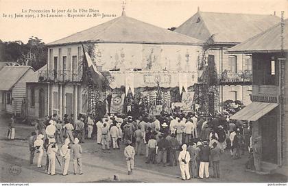 Guyane - SAINT-LAURENT DU MARONI - La procession le jour de la Fête-Dieu le 25 juin 1905 - Reposoir de Melle Jouana - Ed