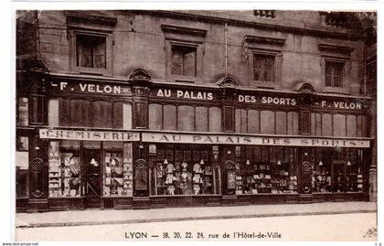 Lyon -  1 Er - Velon - Au Palis des Sports    -  CPA ° Rn