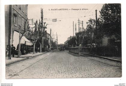 MARSEILLE / SAINT ANTOINE (13) - RARE - PASSAGE A NIVEAU