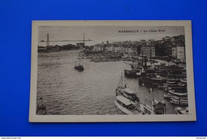 Le VIEUX PORT  -- MARSEILLE CPA-  Carte Postale [13] Bouches-du-Rhône-neuve non écrite