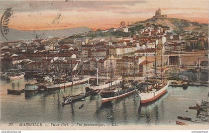 CPA - AK Marseille Bouches du Rhone Vieux Port Vue Panoramique Hafen Saint Victor Noailles Joliette Hafenzone Bateau