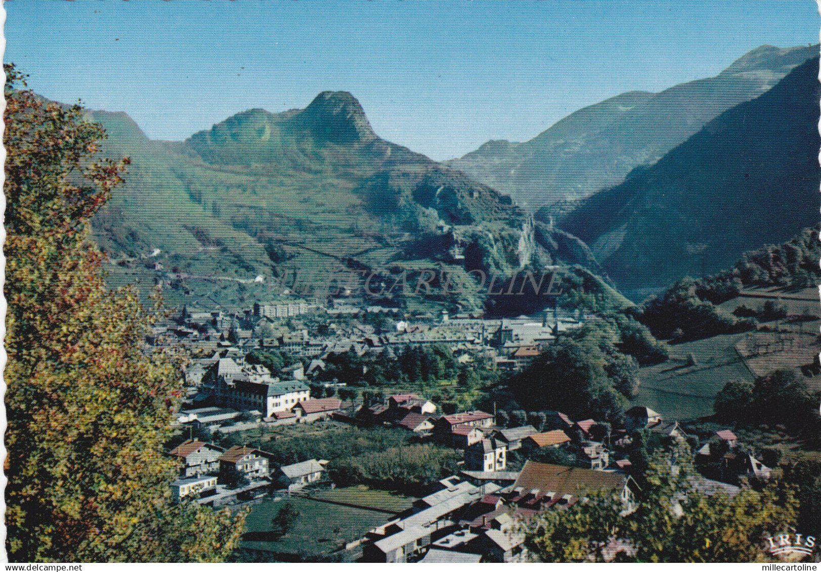 FRANCE - Moutiers, vue generale