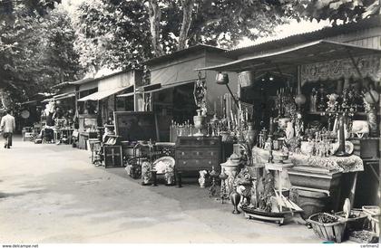 NICE MARCHE BOULEVARD RISSO AUX PUCES  06