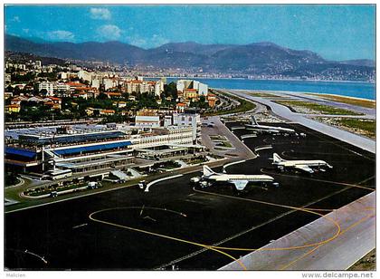 gd format div -ref R652- alpes maritimes - nice - vue aerienne de l aeroport - restaurant - tour de controle - avions -