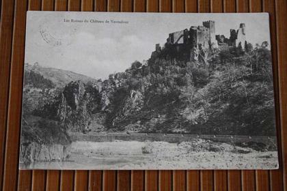 CPA Ruines du château de VENTADOUR  [07] Ardèche Cachets à date 38 de la Tronche avril 1904 timbre semeuse