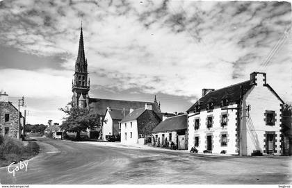 SAINT GILLES VIEUX MARCHE     PLACE DU BOURG