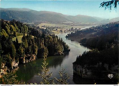 25 - Doubs - Les Bassins du Doubs - L'entrée des Bassins - CPM - Voir Scans Recto-Verso