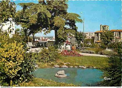 26 - Bourg de Péage - Le jardin public à droite au-delà de l'Isère l'Eglise de Saint-Barnard - CPM - Voir Scans Recto-Ve