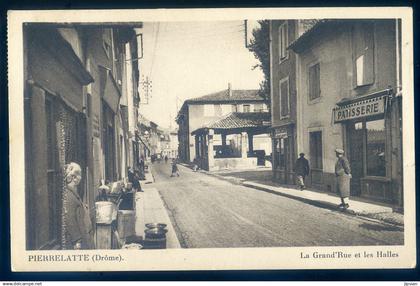 cpa du 26 Pierrelatte -- la Grand'rue et les Halles   Sept24-79