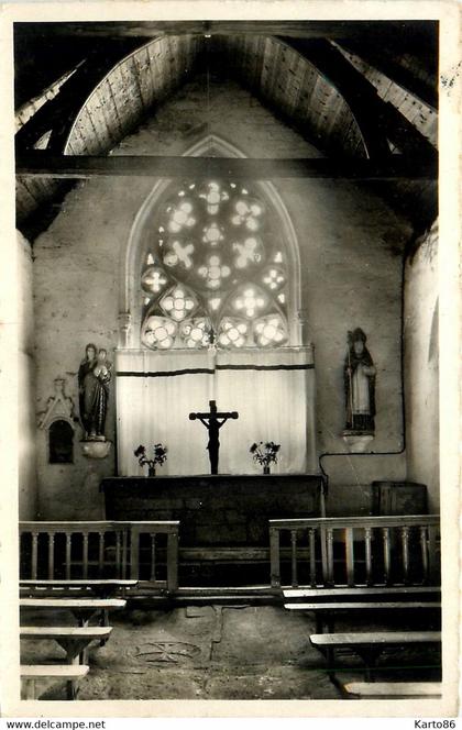 plomeur * intérieur de la chapelle de beuzec