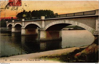 CPA MONTEREAU - Le Pont de Moscu (162208)