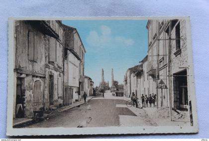 Casseneuil, rue du pont, Lot et Garonne 47