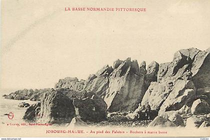 manche - ref- A989- jobourg - hague - au pied des falaises - rochers a maree basse - carte bon etat -