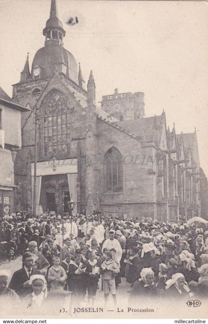 FRANCE - Josselin - La Procession