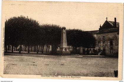 CPA Chateau-SALINS - Place de la Republique (211938)