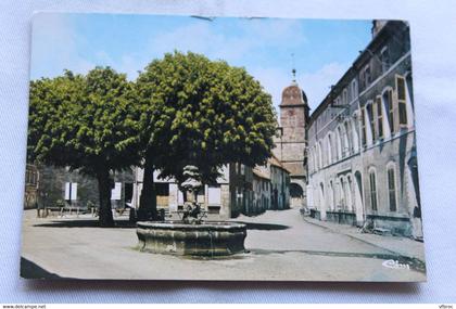 Cpm 1988, Faucogney, la place Poirey, Haute Saône 70