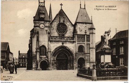 CPA BLANGY-sur-BRESLE - L'Église et la Monument (105282)