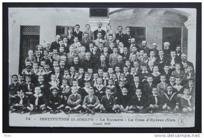 83 La Crau photo de classe    D83D  C83047C RH032935