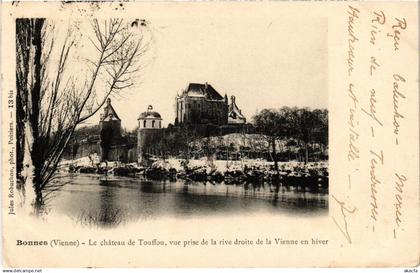 CPA Bonnes - Le chateau de Touffou, vue prise de la rive droite (111585)