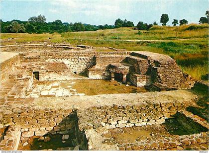 89 - Saint Père sous Vézelay - Fouilles des Fontaines salées - Bains Gallo-Romains - Piscine chaude - Côté hommes - Vue