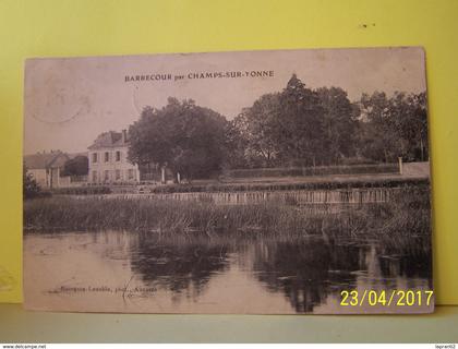 BARRECOUR (YONNE) BARRECOUR PAR CHAMPS-SUR-YONNE.