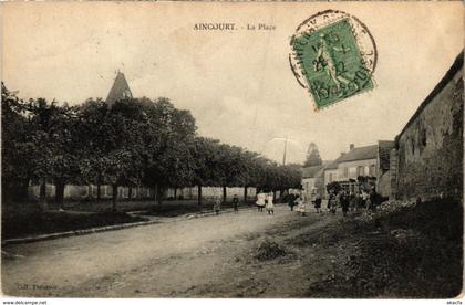 CPA AINCOURT - La Place (107785)