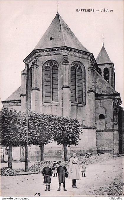 95 -  MAFFLIERS - l'église