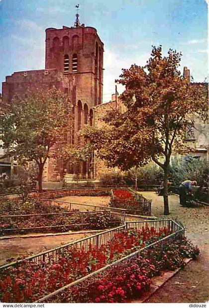 34 - Agde - La cathédrale Saint Etienne - Le jardin - Fleurs - Flamme Postale de Agde - CPM - Voir Scans Recto-Verso