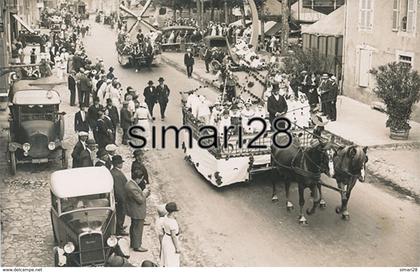 AIGUEPERSE - CARTE PHOTO CARNAVAL - CAVALCADE