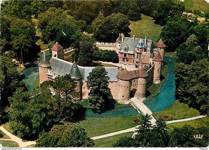 18 - Ainay le Vieil - Le Château - Vue aérienne - CPM - Voir Scans Recto-Verso