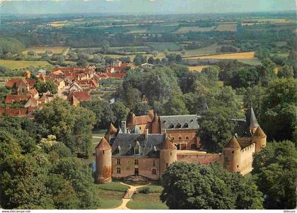 18 - Ainay le Vieil - Le Château - Vue aérienne - CPM - Voir Scans Recto-Verso