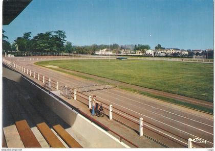 CPM Aire-sur-l'Adour Le Stade