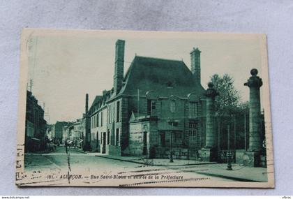 Alençon, rue saint Blaise et entrée de la préfecture, Orne 61