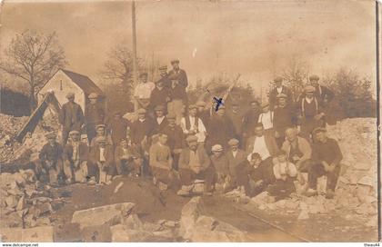 AMBRIERES-les-VALLEES  - Carte-Photo d'Ouvriers d'une Carrière - Carte trouvée dans l'enveloppe