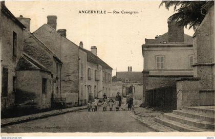 CPA AK ANGERVILLE - Rue Cassegrain (385087)