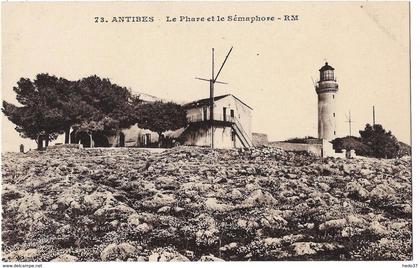 Antibes - Le Phare et le Sémaphore