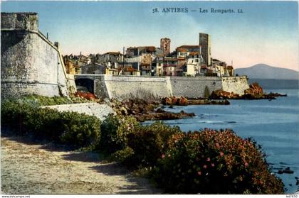 Antibes - Les Remparts