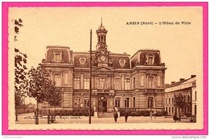 Anzin - L'Hôtel de Ville - Animée - Cliché CH. DREMAUX - 1934
