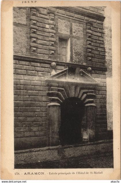 CPA ARAMON - Entrée Principale ded l'Hotel St-Michel (123164)